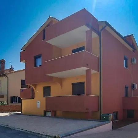 Apartment With Parking Space Novigrad - 24976 Novigrad Istria