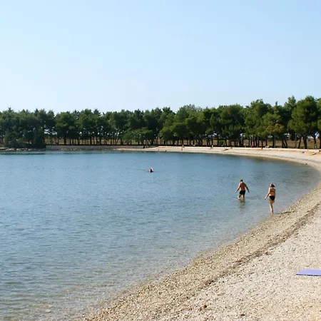 Apartment With Parking Space Novigrad - 24976