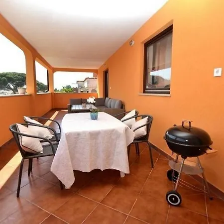 With Parking Space Novigrad - 24976 Apartment Novigrad Istria