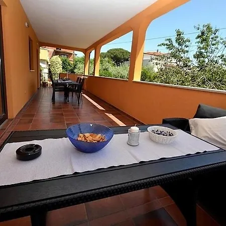 Apartment With Parking Space Novigrad - 24976 *