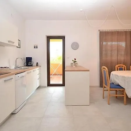 Apartment With Parking Space Novigrad - 24976 Novigrad Istria